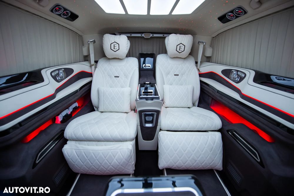 Mercedes-Benz V 300 d Extralang 4Matic 9G-TRONIC Exclusive - 32