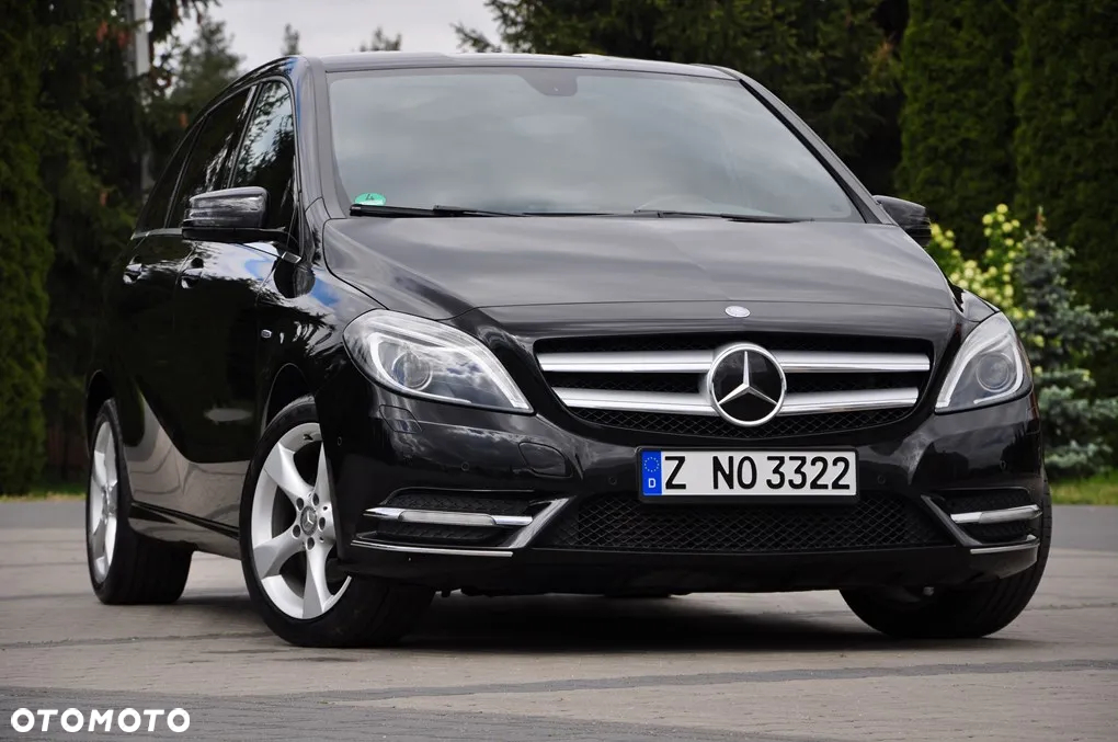 Mercedes-Benz Klasa B 180 BlueEFFICIENCY Edition - 11