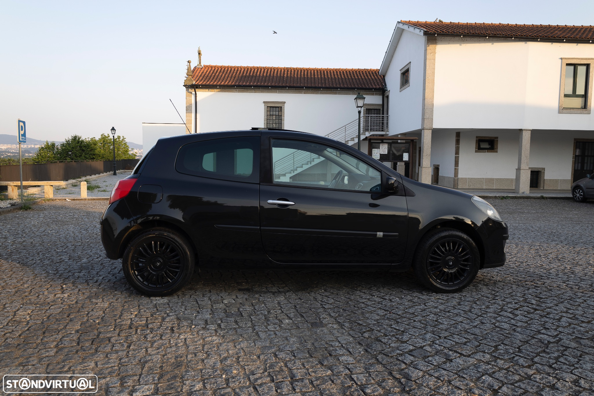 Renault Clio 1.2 16V Confort Authentique - 7