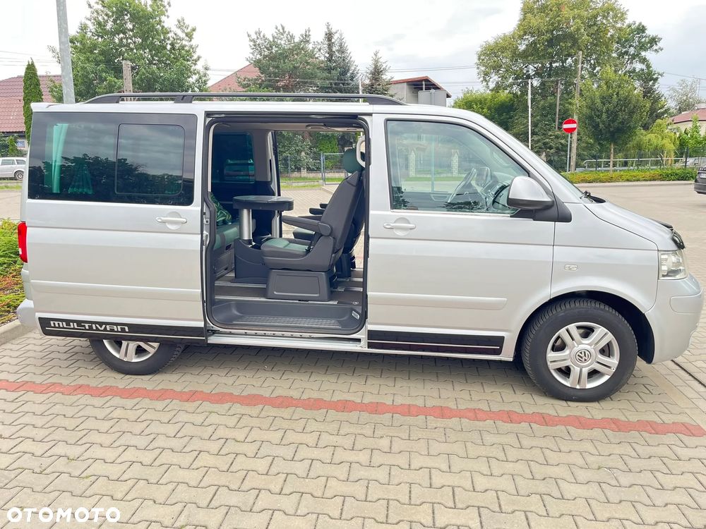 Volkswagen Multivan 2003 photo 2