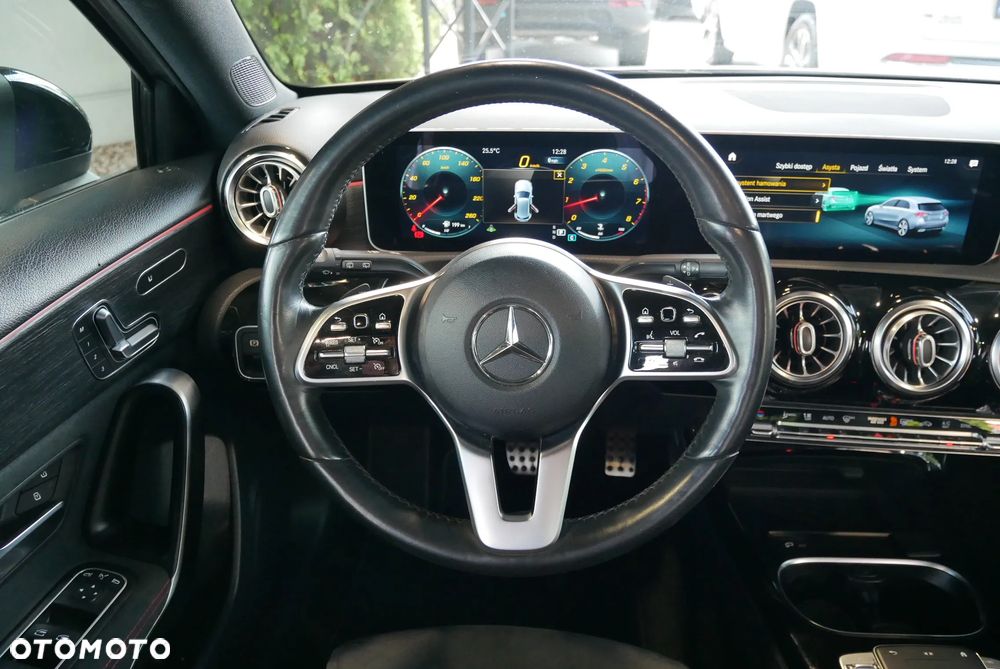 Mercedes-Benz Klasa A 250 4-Matic AMG Line 7G-DCT - 21
