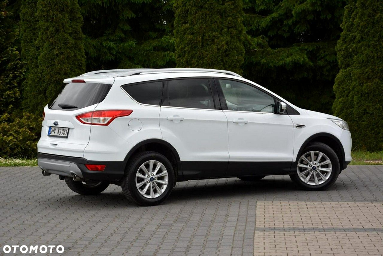 Ford Kuga 2.0 TDCi 2x4 Titanium - 12
