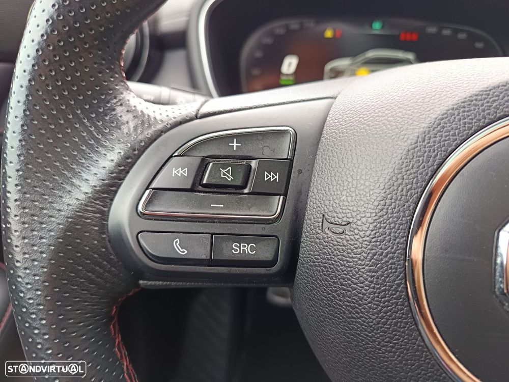 MG EHS 1.5 T-GDI Plug-in Hybrid Luxury - 17