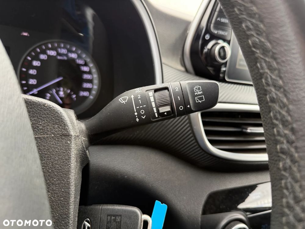 Hyundai Tucson blue 1.6 GDi 2WD Navi - 17