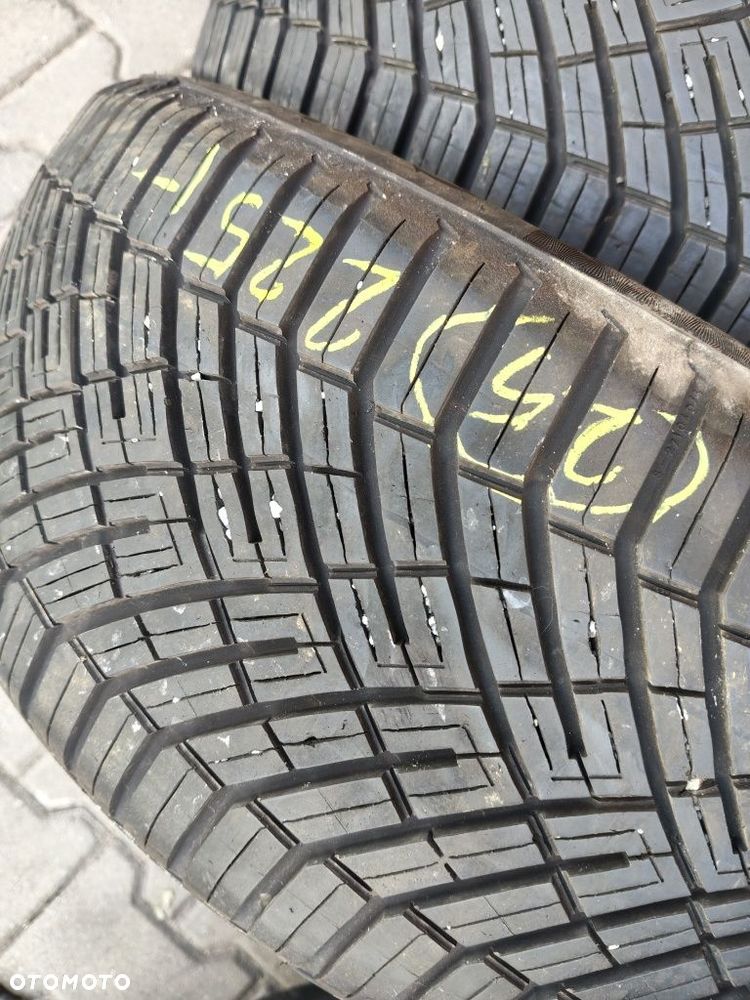 Opony całoroczne wielosezonowe 225/45/18 Continental 2 sztuki 2025r - 8