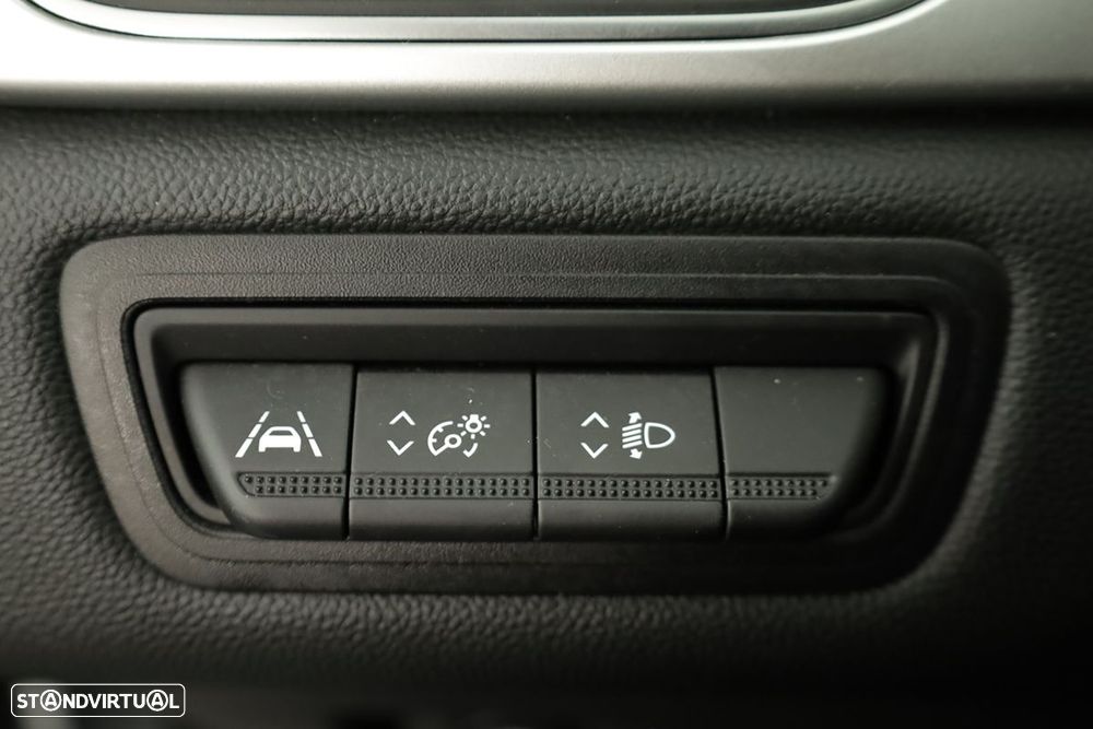 Renault Captur 1.0 TCe Techno Bi-Fuel - 20