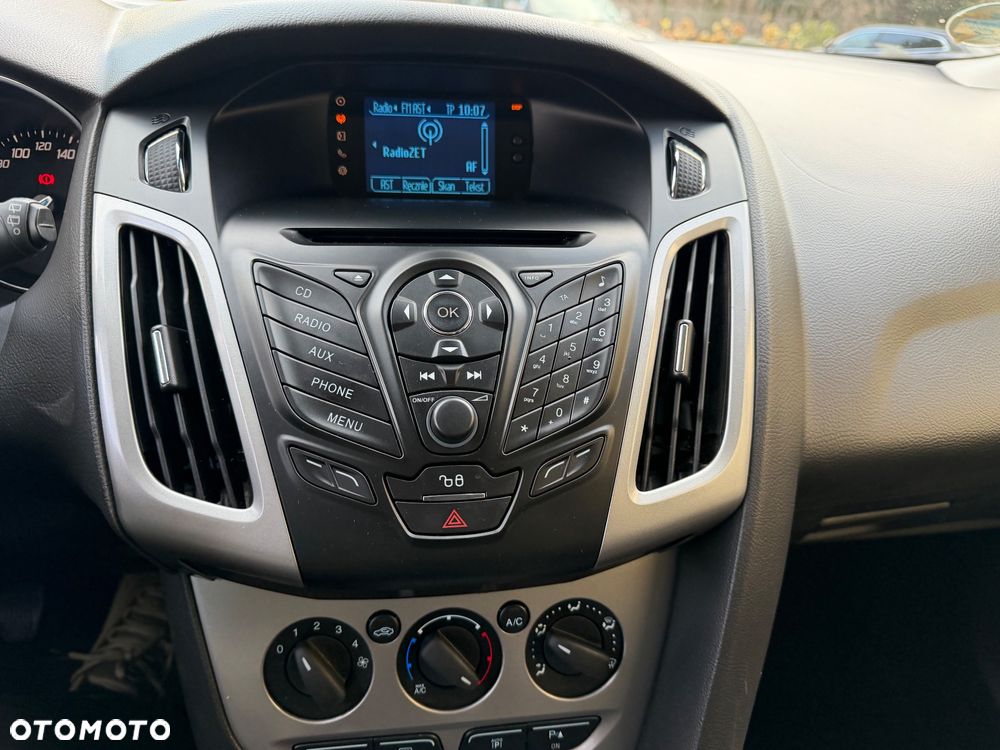 Ford Focus 1.6 TI-VCT Champions Edition - 21