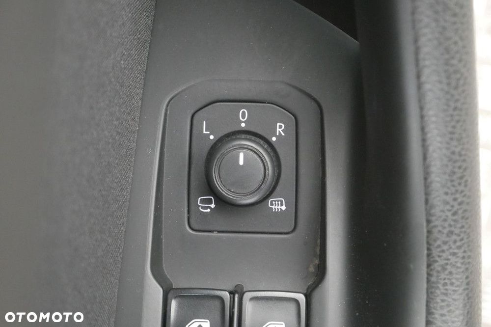 Volkswagen Passat Variant 1.5 TSI EVO Business DSG - 27