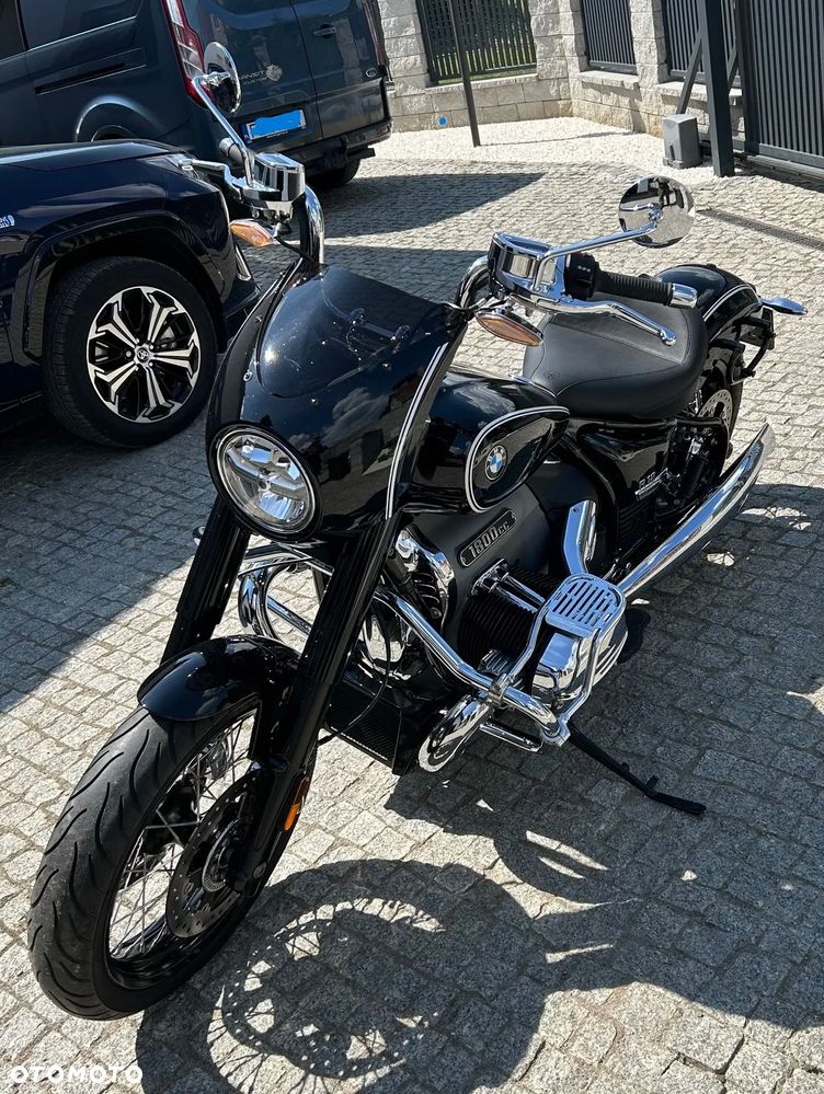 BMW R - 1