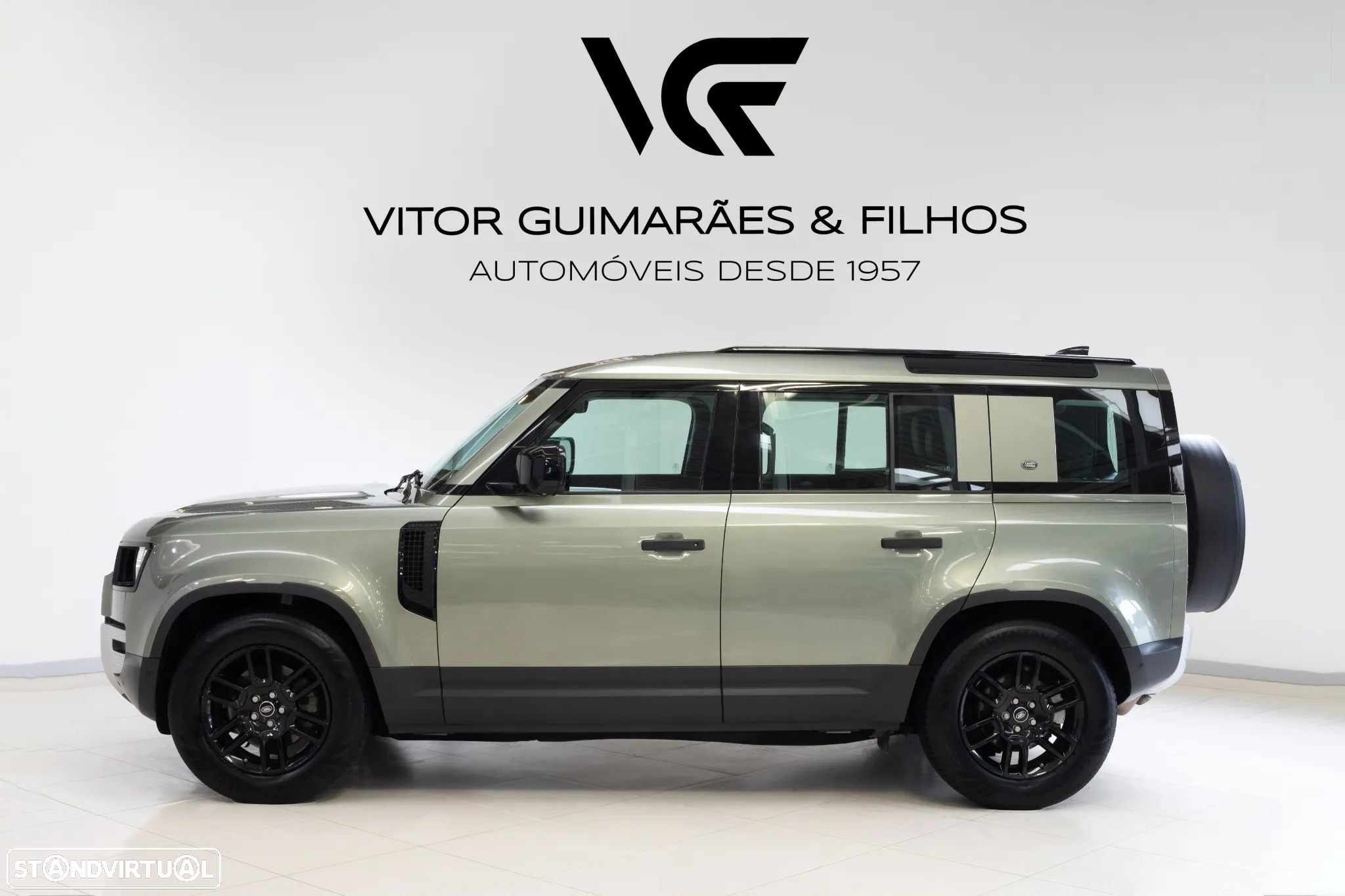 Land Rover Defender 110 D240 S - 5