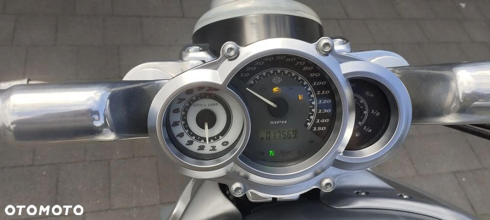 Harley-Davidson V-Rod Muscle - 9