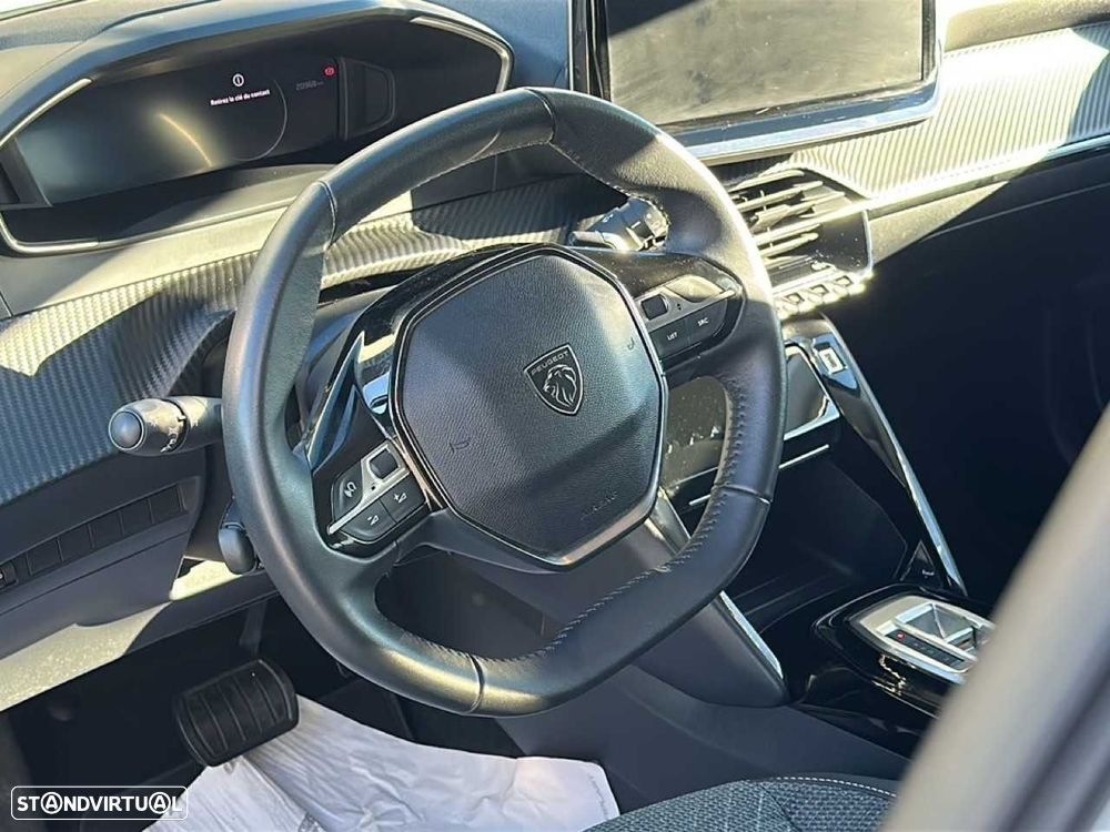 Peugeot 208 1.2 Hybrid Allure e-DCS6 - 12