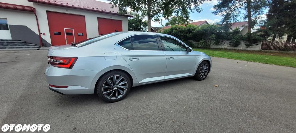 Skoda Superb 2.0 TDI 4x4 DSG L&K - 3