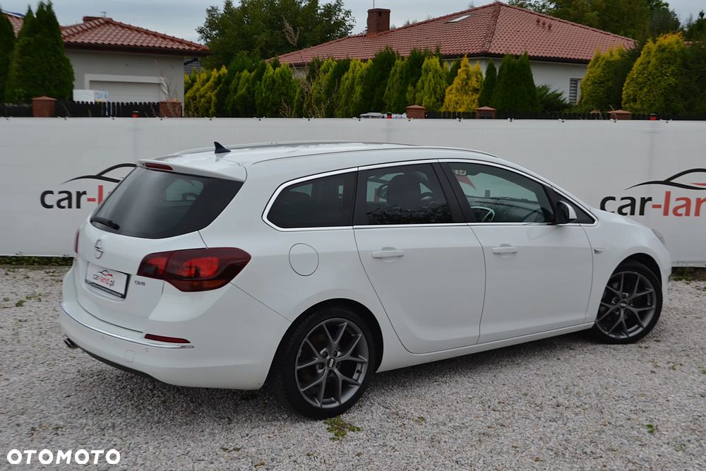Opel Astra 2.0 CDTI DPF SportsTourer Edition - 12