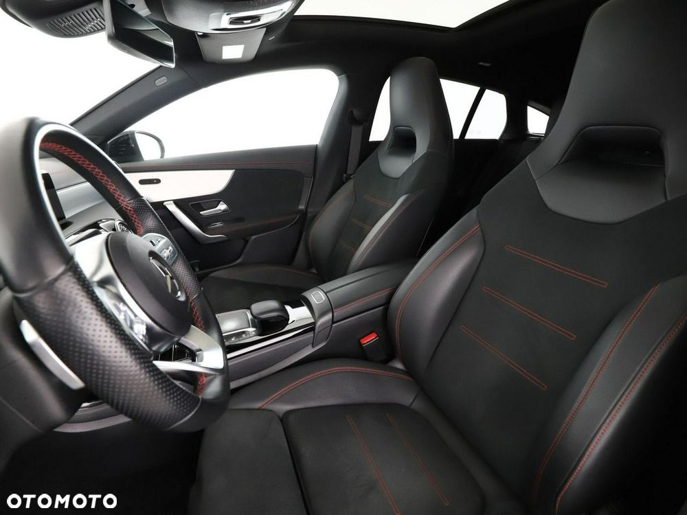 Mercedes-Benz CLA 250 e 8G-DCT AMG Line - 15