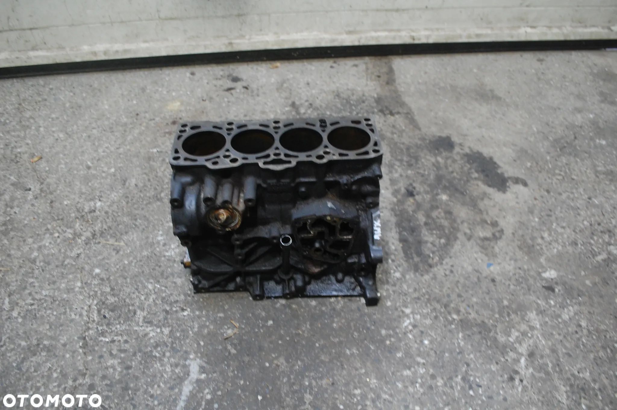 BLOK SILNIKA 1.9 TDI AWX VW PASSAT B5 AUDI A4 B6 - 1