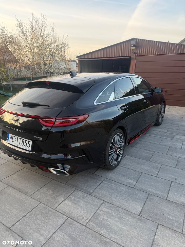 Kia ProCeed 1.6 T-GDI GT DCT - 9