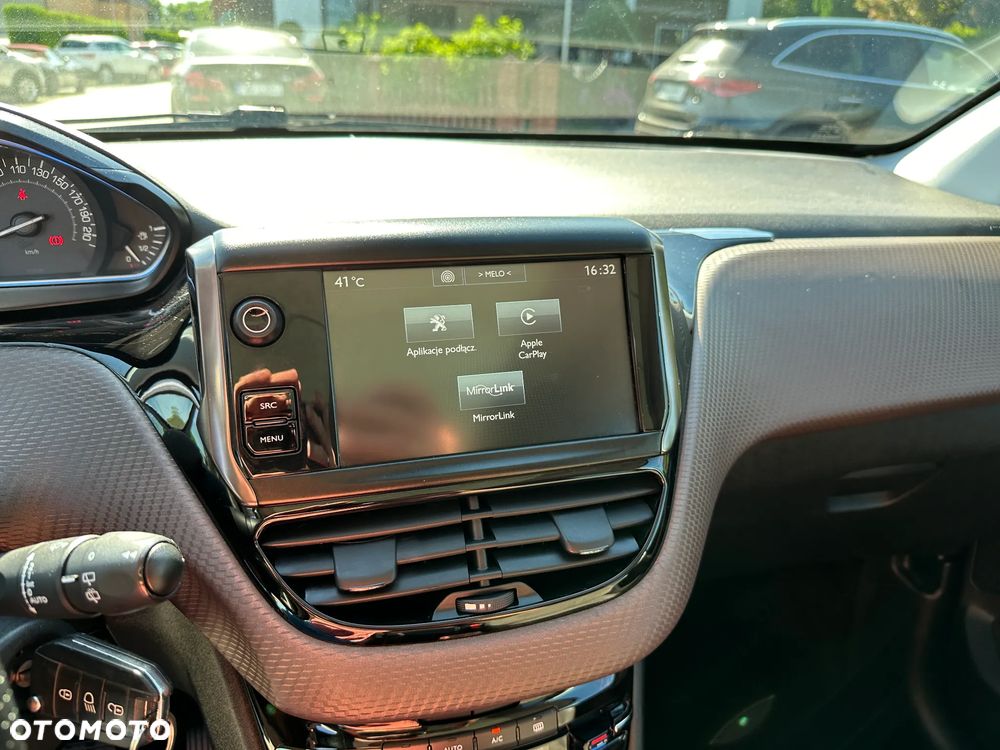 Peugeot 2008 - 15