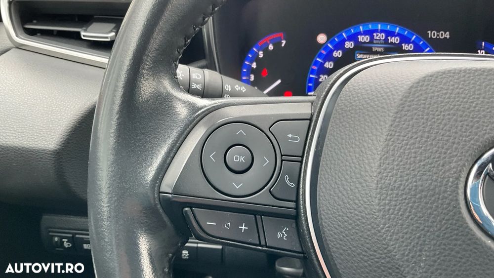 Toyota Corolla 1.8 HSD Dynamic - 34