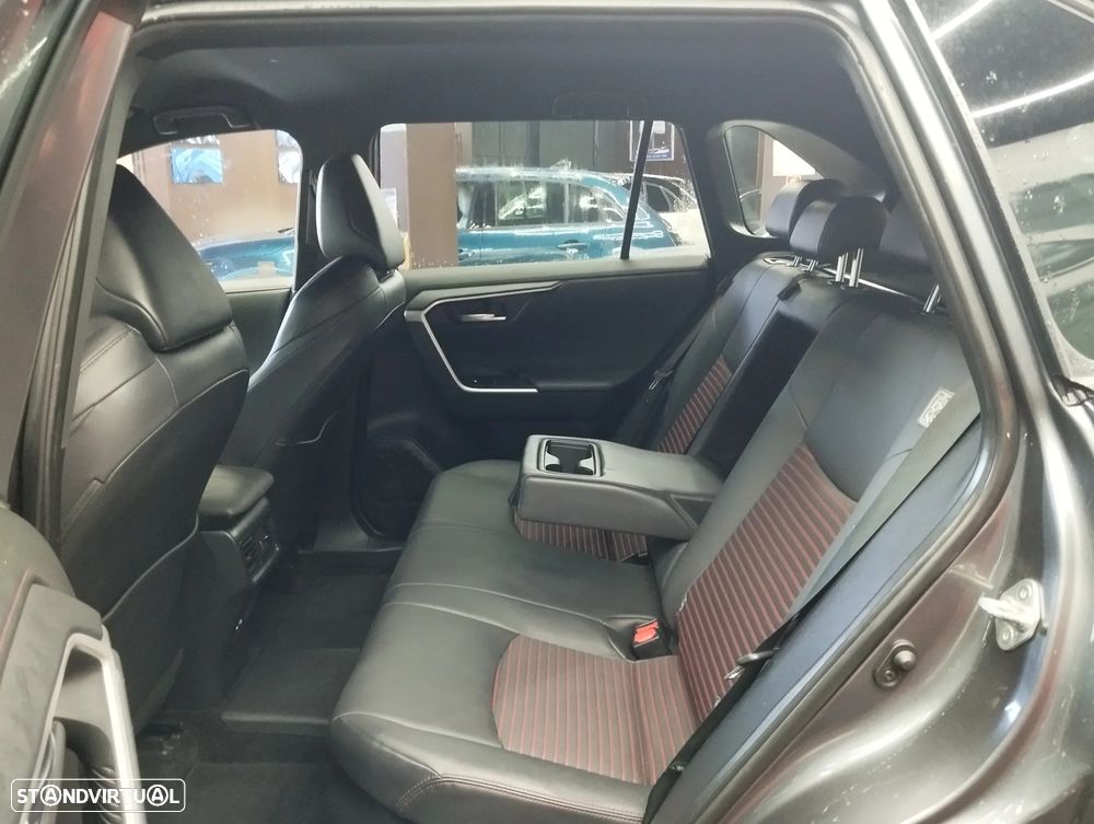 Toyota RAV4 2.5 HDF Plug-in Square Co.AWD-i - 16