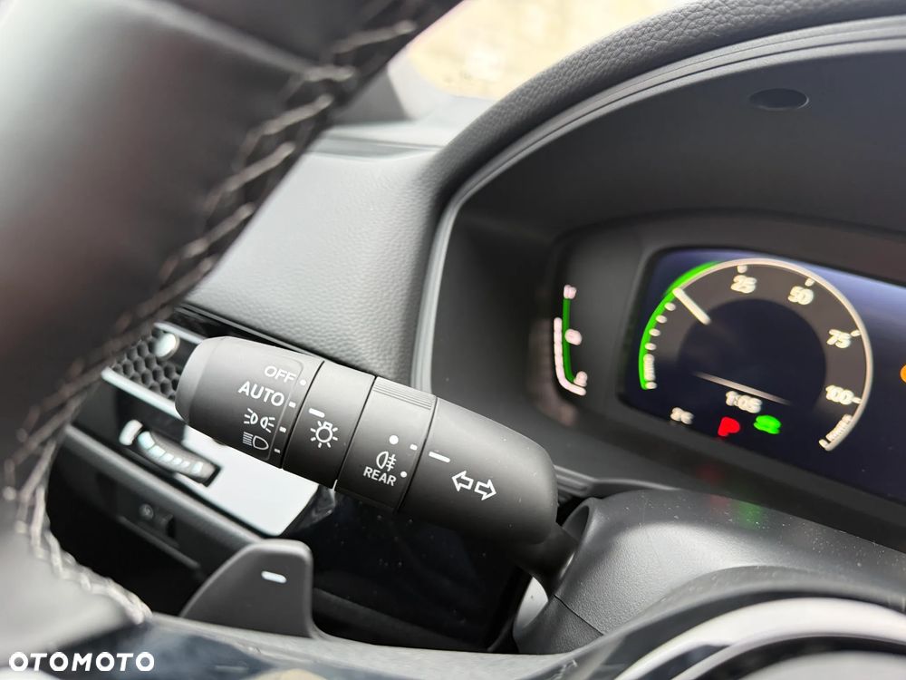 Honda Civic 2.0 i-MMD eHEV Advance CVT - 17