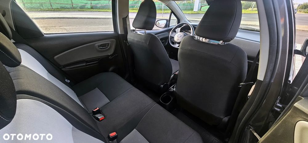 Toyota Yaris - 14
