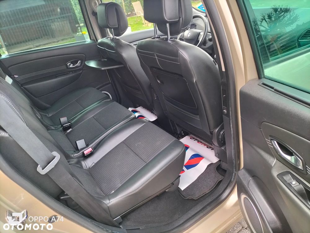 Renault Scenic 1.6 16V Confort Expression - 12