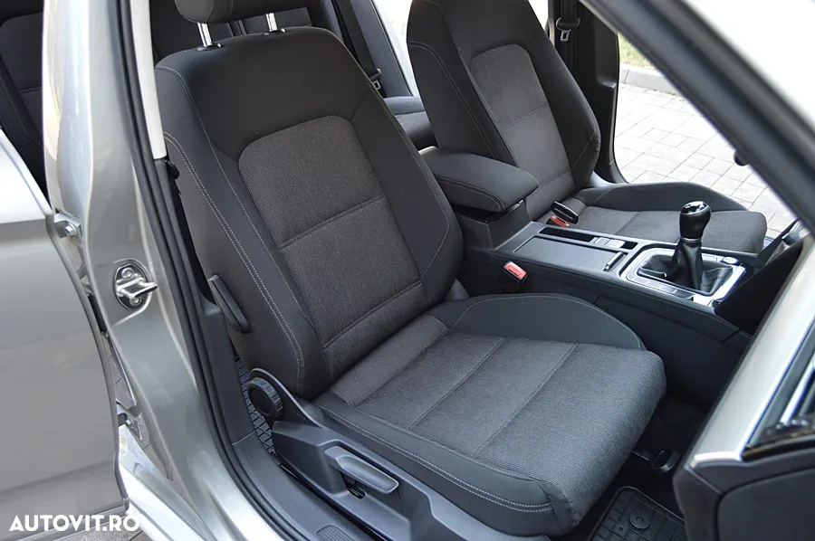 Volkswagen Passat Variant 2.0 TDI (BlueMotion Technology) Comfortline - 28