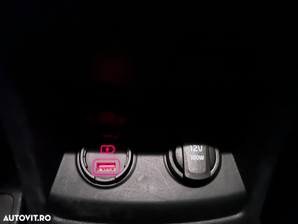 Kia Sportage 1.6 T-GDI 6MT 4x4 GT Line - 30