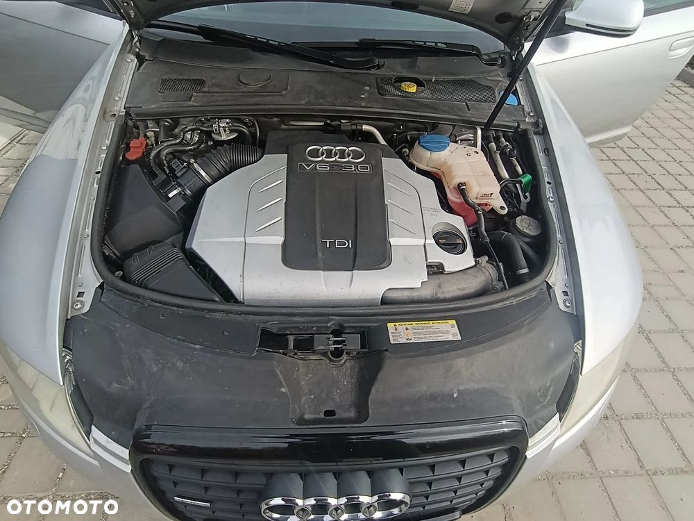 Audi A6 Avant 3.0 TDI DPF quattro tiptronic - 17