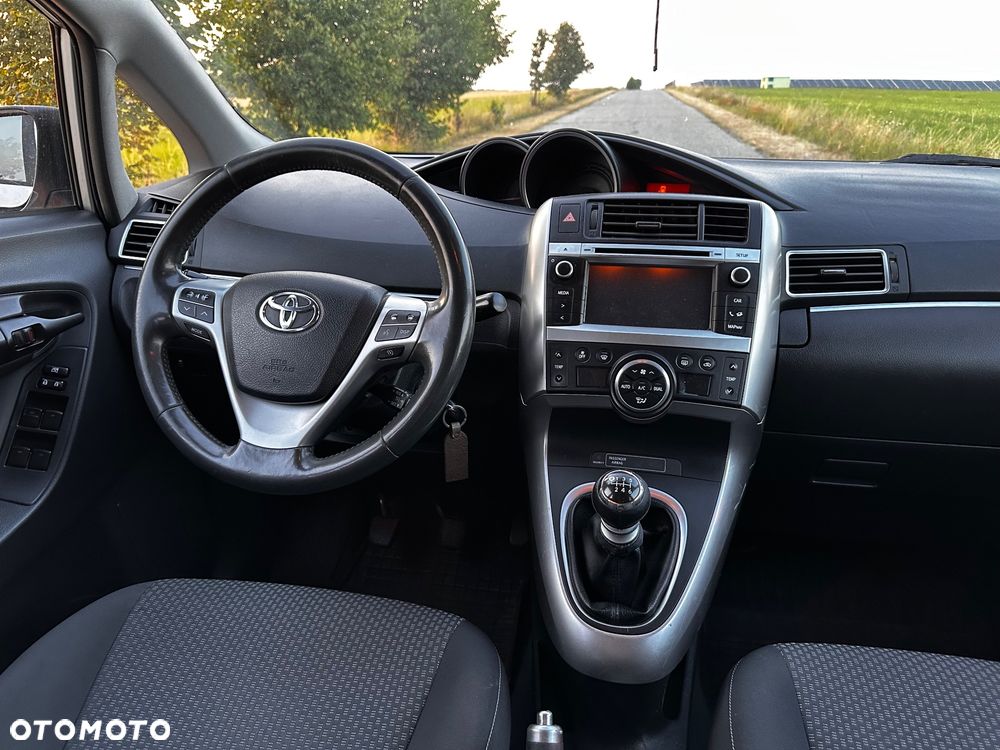 Toyota Verso 2.0 D-4D Premium 7os - 12