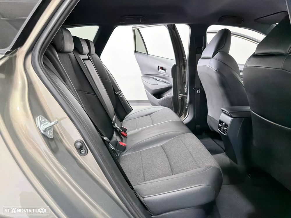 Toyota Corolla Touring Sports 1.8 Hybrid Exclusive - 44