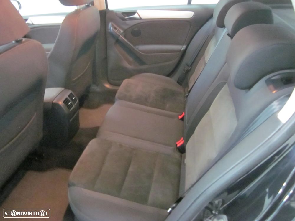 VW Golf 1.6 TDi Best Edition - 7