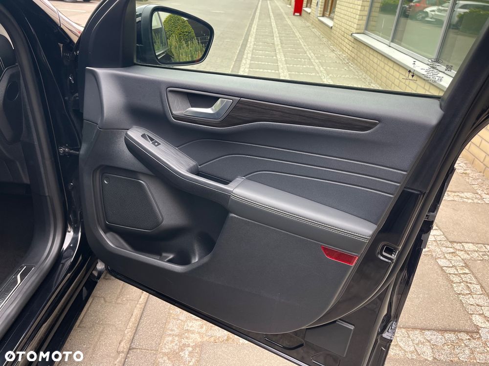 Ford Kuga - 30