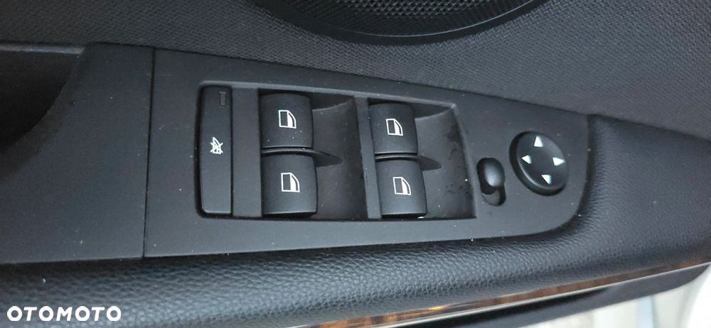 BMW Seria 3 - 17