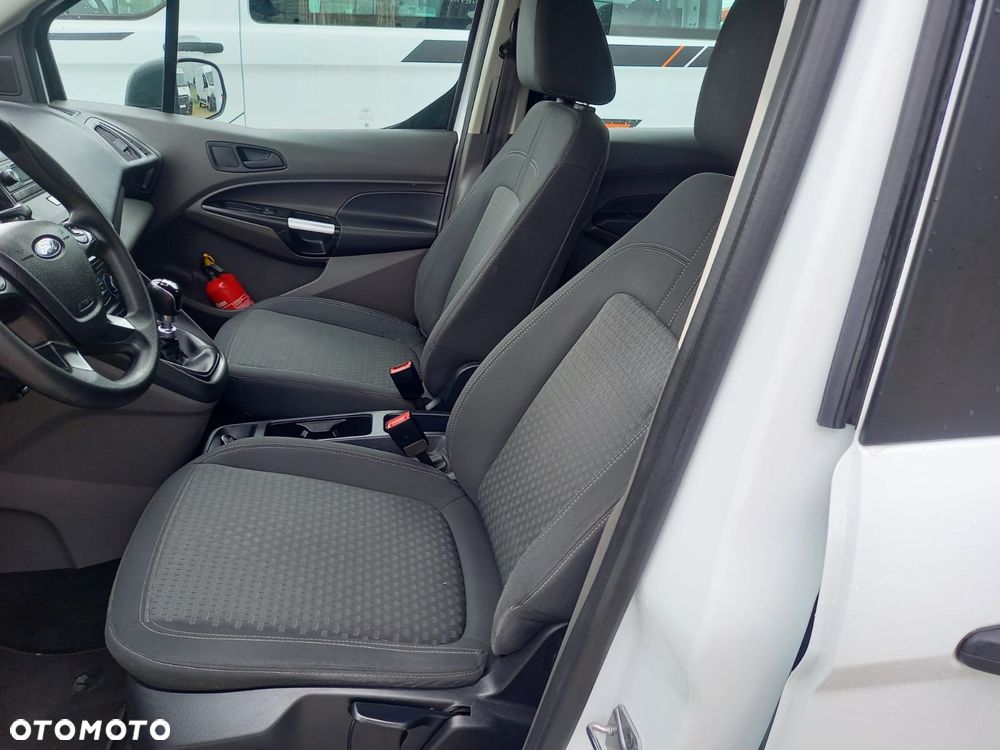 Ford Transit Connect - 10