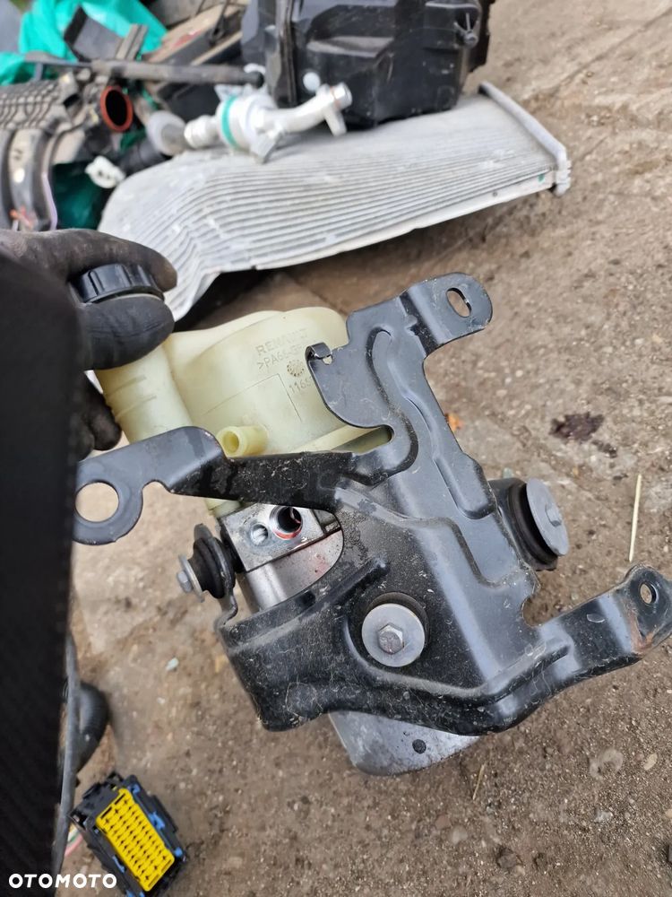 Pompa wspomagania Renault 4911 012  92R - 4