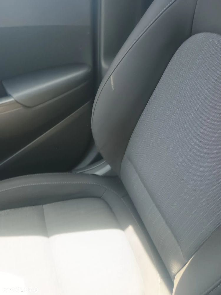 Hyundai Kona 1.6 GDI Hybrid Executive DCT - 11