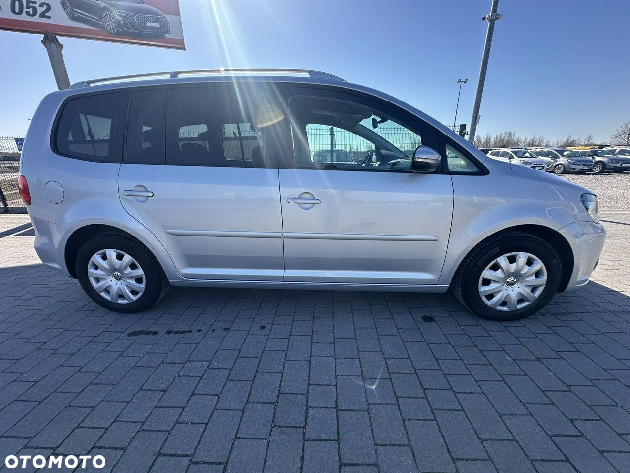 Volkswagen Touran - 5