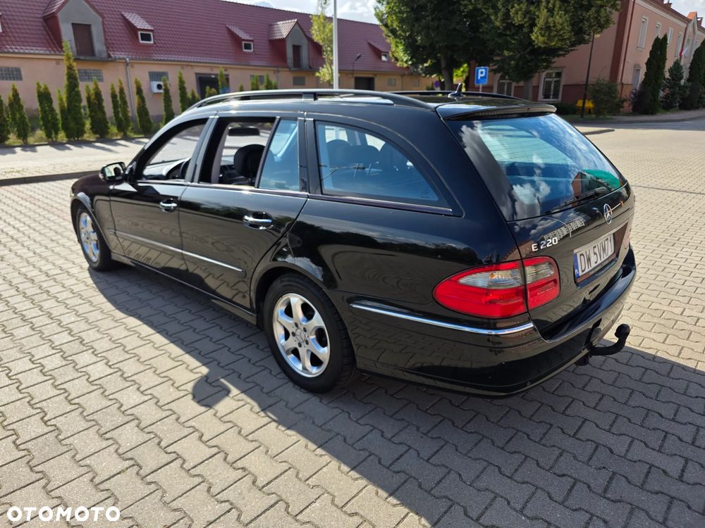 Mercedes-Benz Klasa E - 12