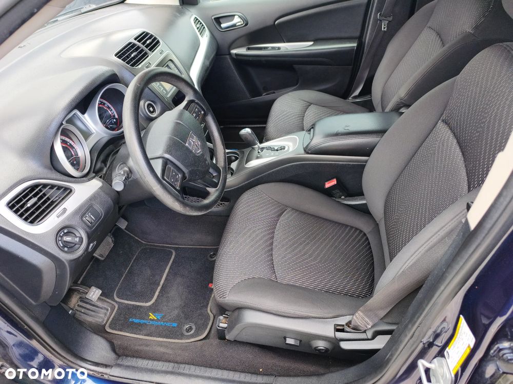 Dodge Journey - 16