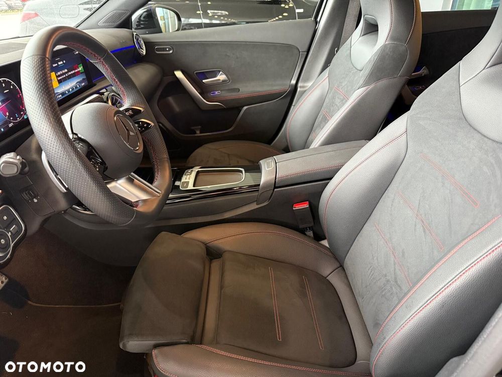 Mercedes-Benz Klasa A 200 d AMG Line 8G-DCT - 9