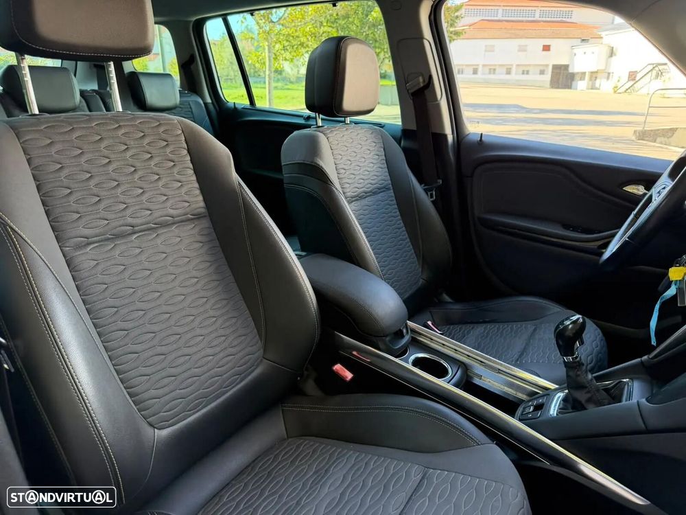 Opel Zafira 1.6 CDTi Executive - 36