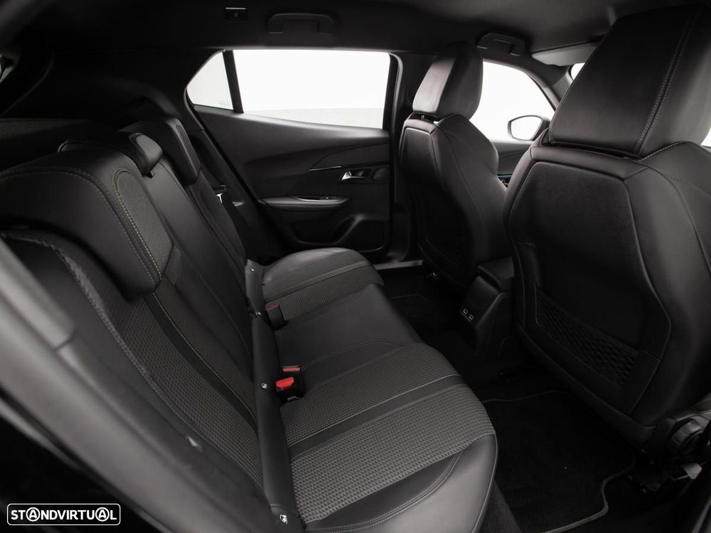 Peugeot 2008 1.5 BlueHDi GT EAT8 - 12