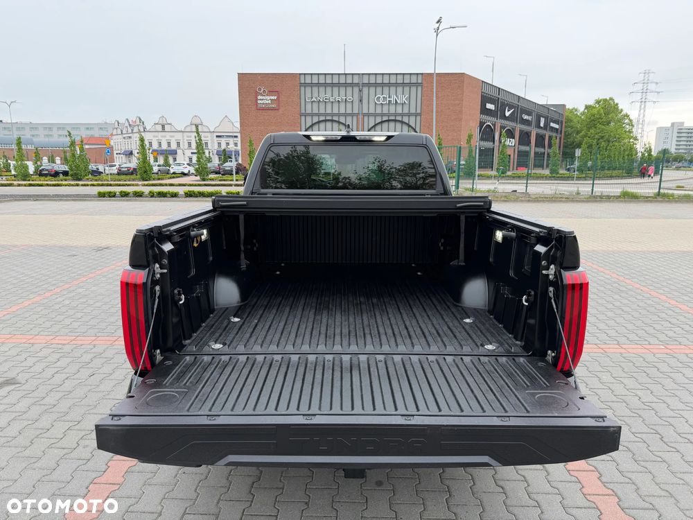 Toyota Tundra - 10