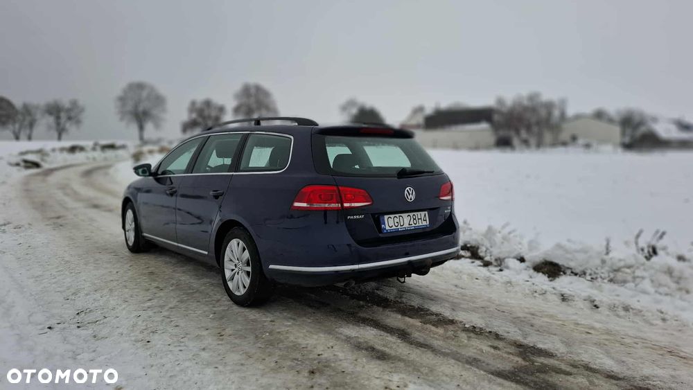 Volkswagen Passat 1.6 TDI Comfortline - 2