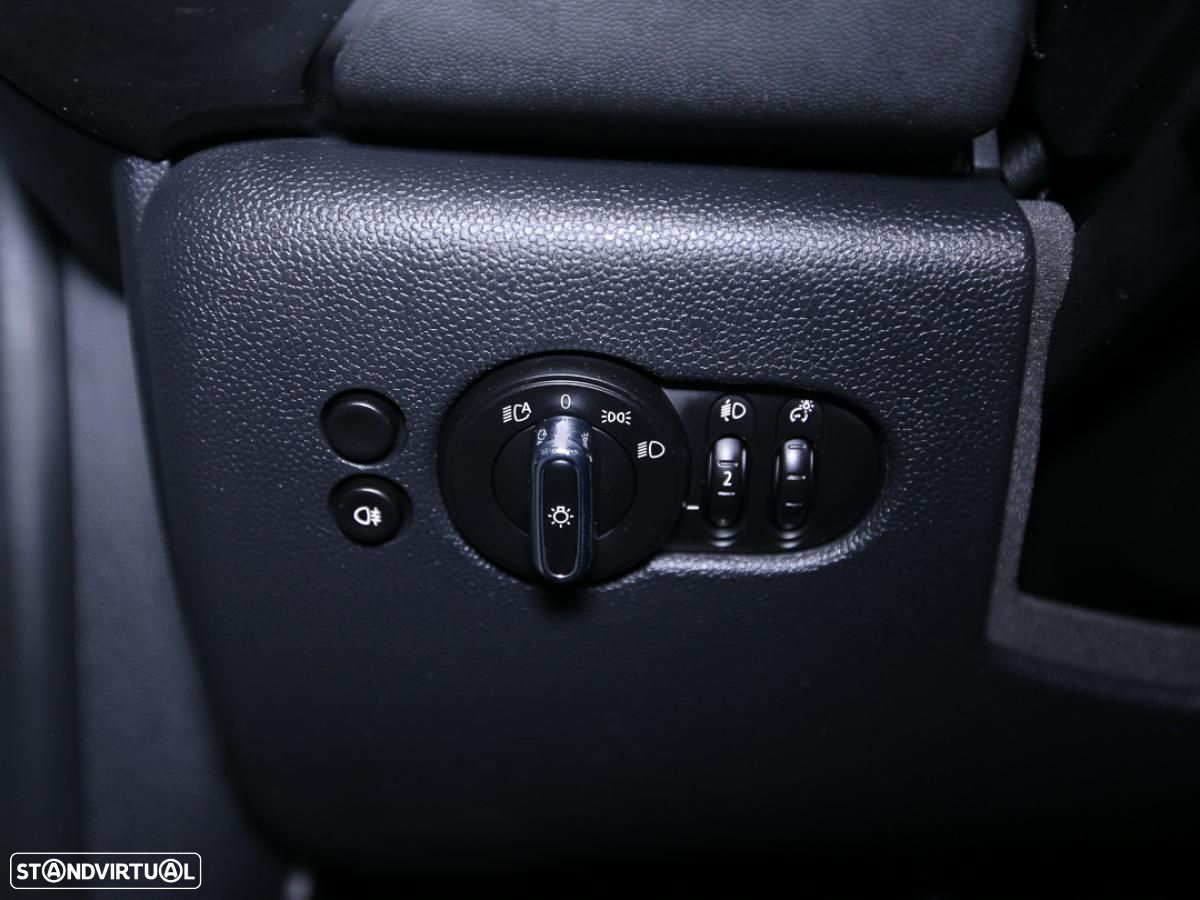 MINI 3 Portas Cooper SE - 13