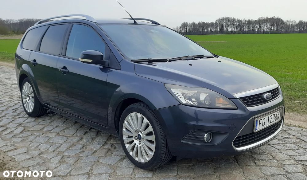Ford Focus 1.6 16V Titanium - 1