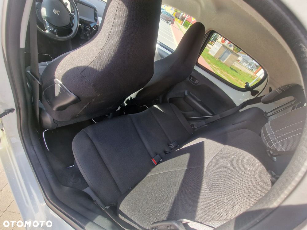Peugeot 108 - 13