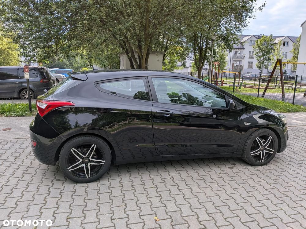 Hyundai i30 1.4 Classic - 11